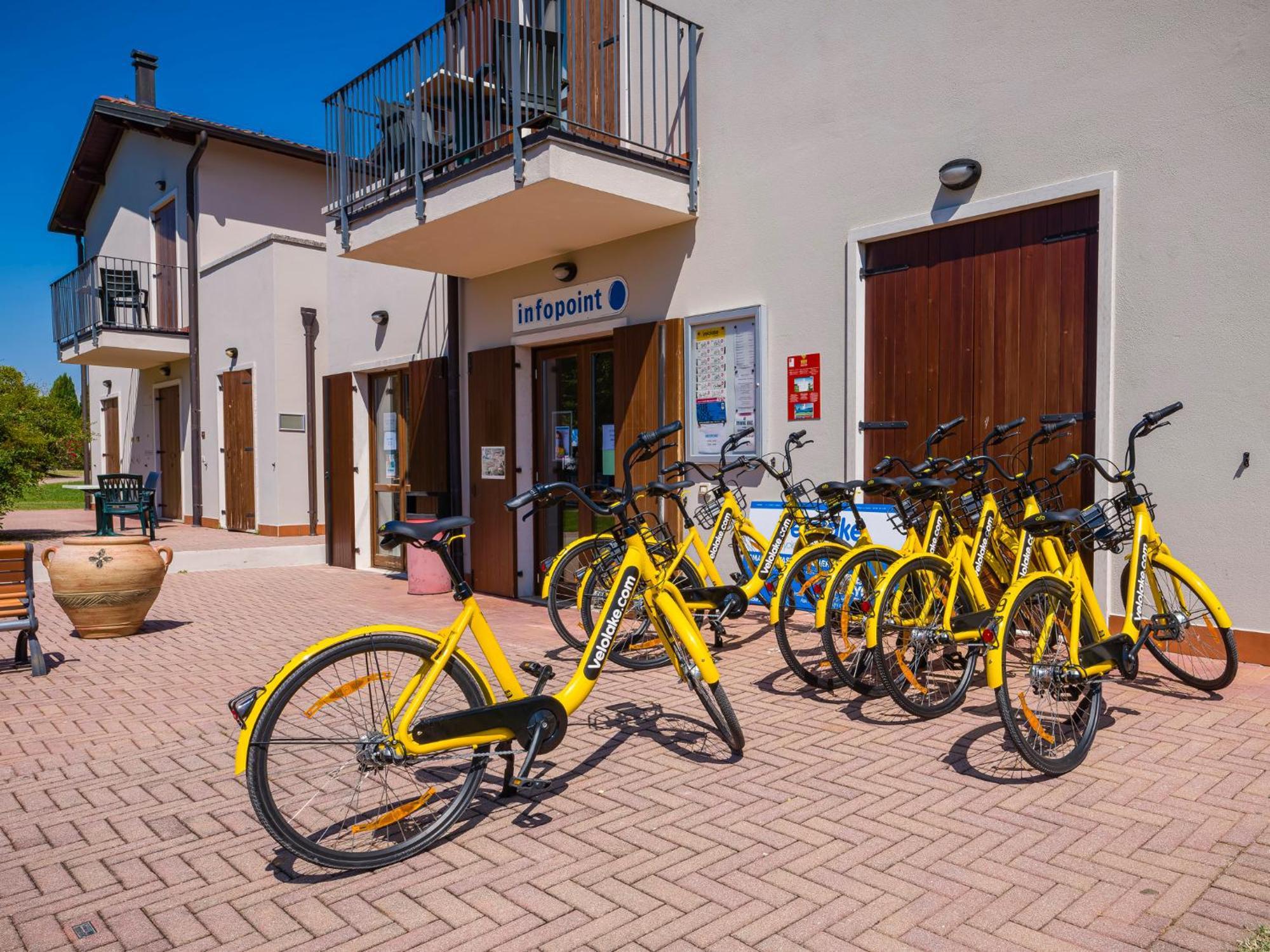 Apartment In Peschiera Del Garda 22085 Екстериор снимка